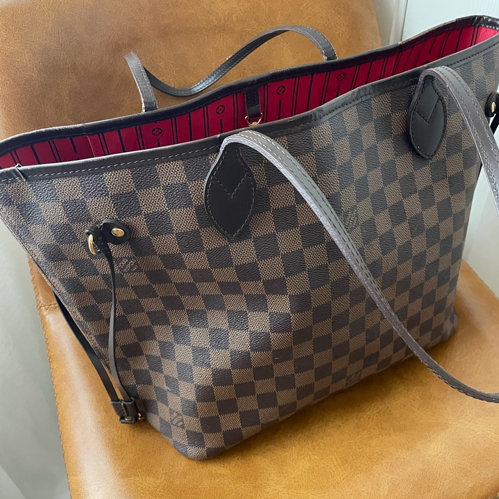 Louis Vuitton Neverfull